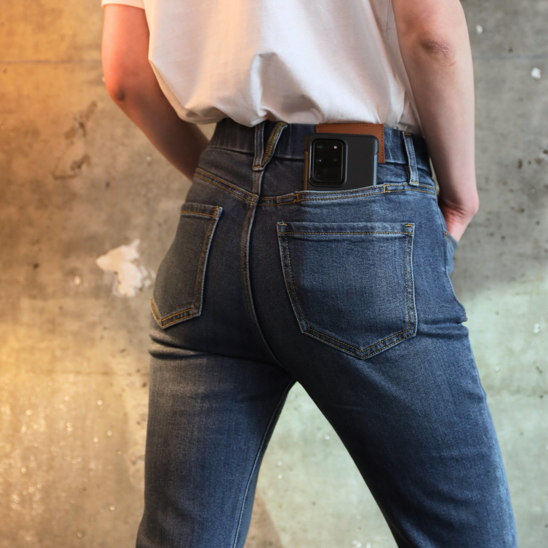 ARTEMIS VINTAGE - Wholesale Jeans - Women's - ECO FABRIC HIGH RISE PHONE POCKET BOOTCUT JEANS0