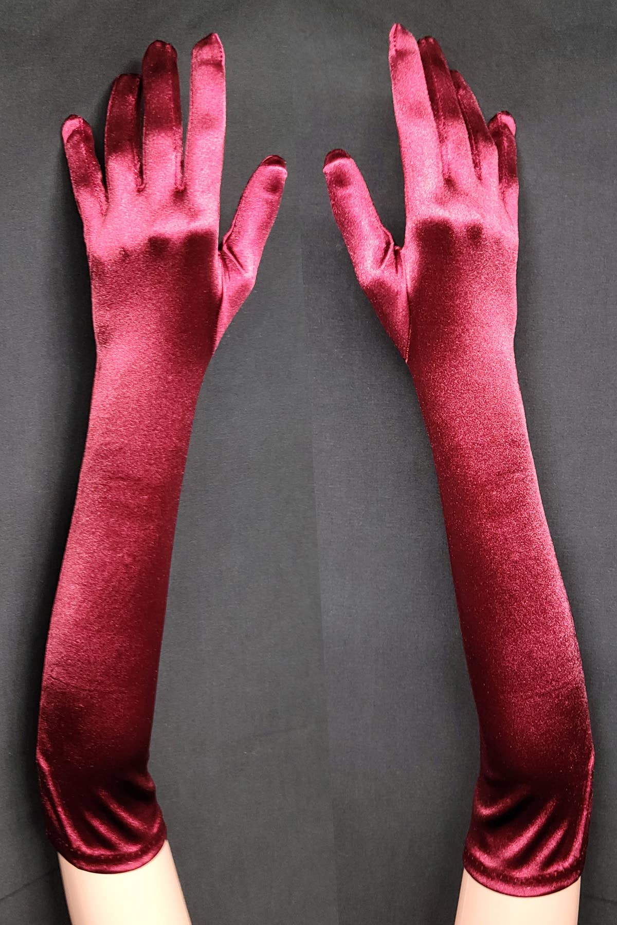 Chicas – wholesale Gloves – Women's – Pair of Elbow Length Satin Evening Gloves G72812BL28