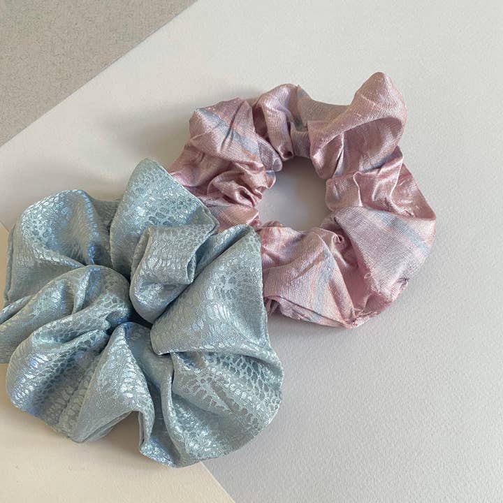 Chouchous soyeux (lot de 2) pour la vente par Laili Lau