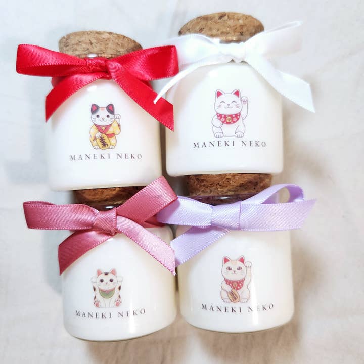 Kaars - Maneki Neko - 50g voor wholesale door MAMIE CANDLE