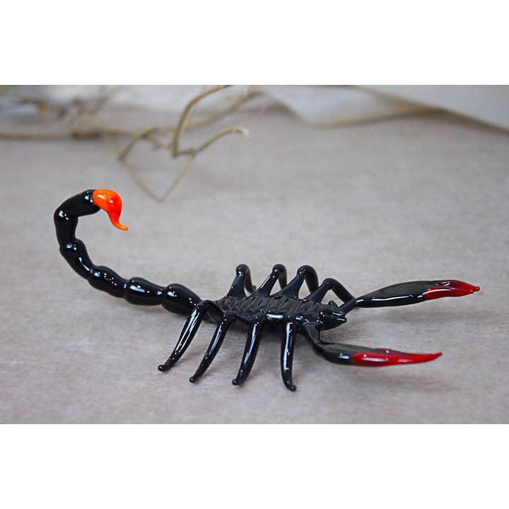 Adamodart - Vendita all'ingrosso Statuette decorative - Scorpione Nero in Vetro Artistico, scultura di Scorpione Imperatore, insetto