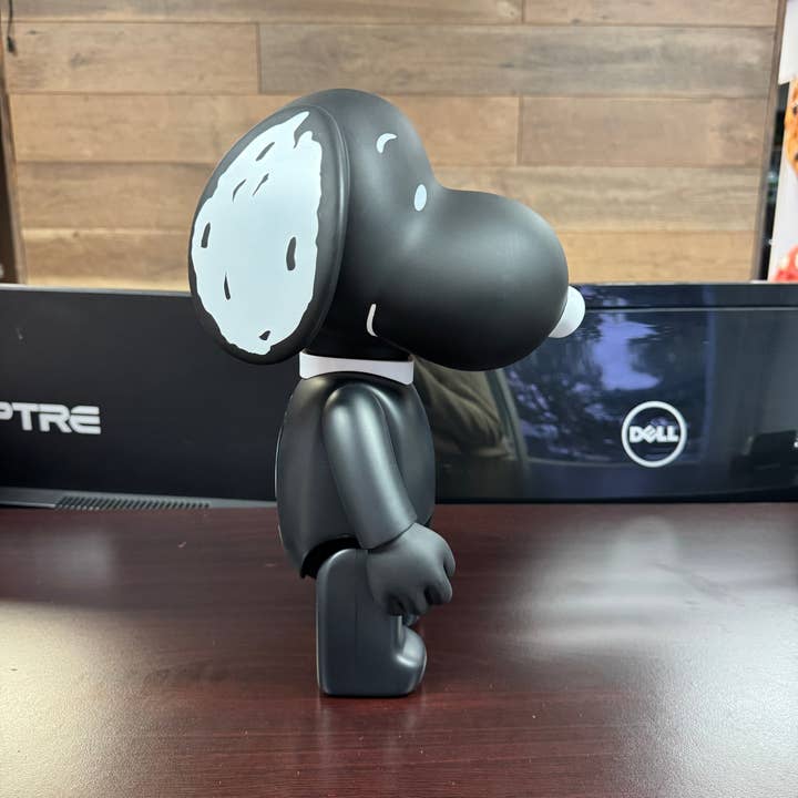 LM Treasures - Wholesale Money/Piggy Bank - Peanuts Special Edition Snoopy Piggy Bank Statue8