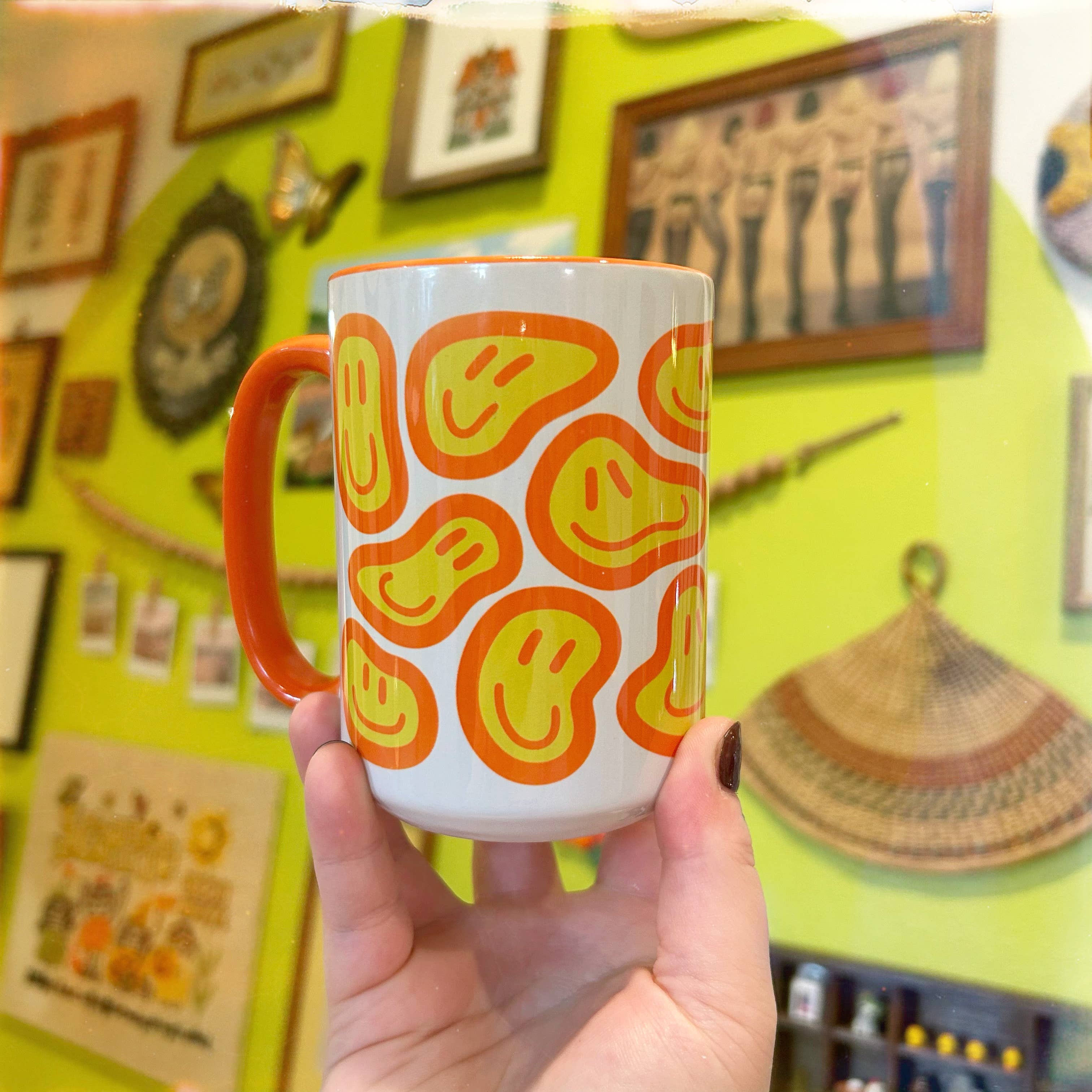 Chateau Blanche - Wholesale Coffee Mug - Coffee Mug Melty Smiles1