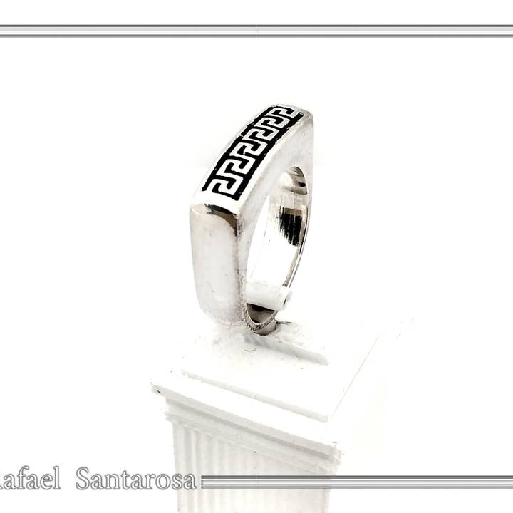 RAFAEL SANTAROSA - Venta al por mayor Anillo de banda/apilable - Anillo Meander con decoración en forma de llave griega sobre plata oxidada1