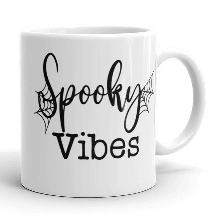 Spooky Vibes koffiemok voor wholesale door Words of Ivy