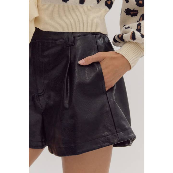 STYLE USA - Wholesale Shorts - Women's - Solid faux leather high rise shorts
