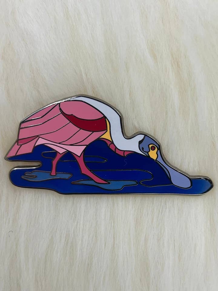 Alfiler de esmalte duro con forma de espátula rosada, alfiler en forma de pico de cuchara, alfiler de pájaro, alfiler con forma de animal | para venta al por mayor de Roamin' Bison Workshop