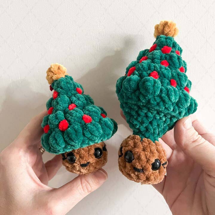 Crochet Christmas Tree Pop, Handmade Xmas Holiday Gift for wholesale by TOMOPOD LLC