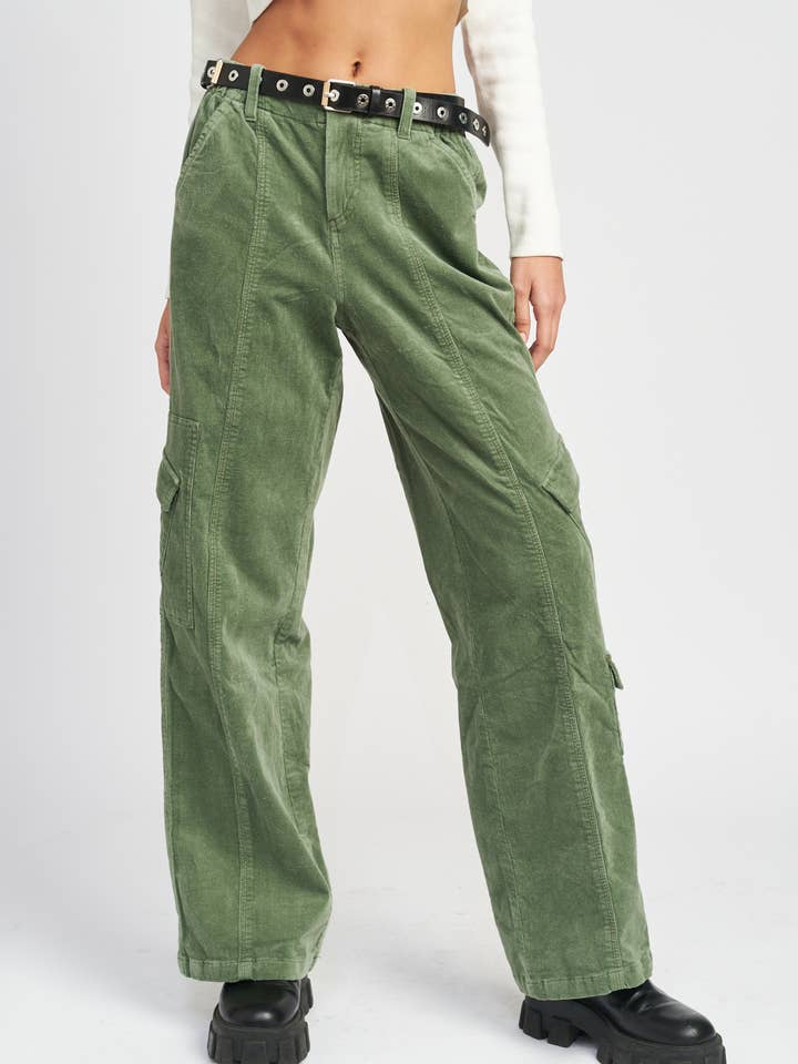 PANTALON CARGO TAILLE BASSE EN VELOURS CÔTELÉ pour la vente par Emory Park
