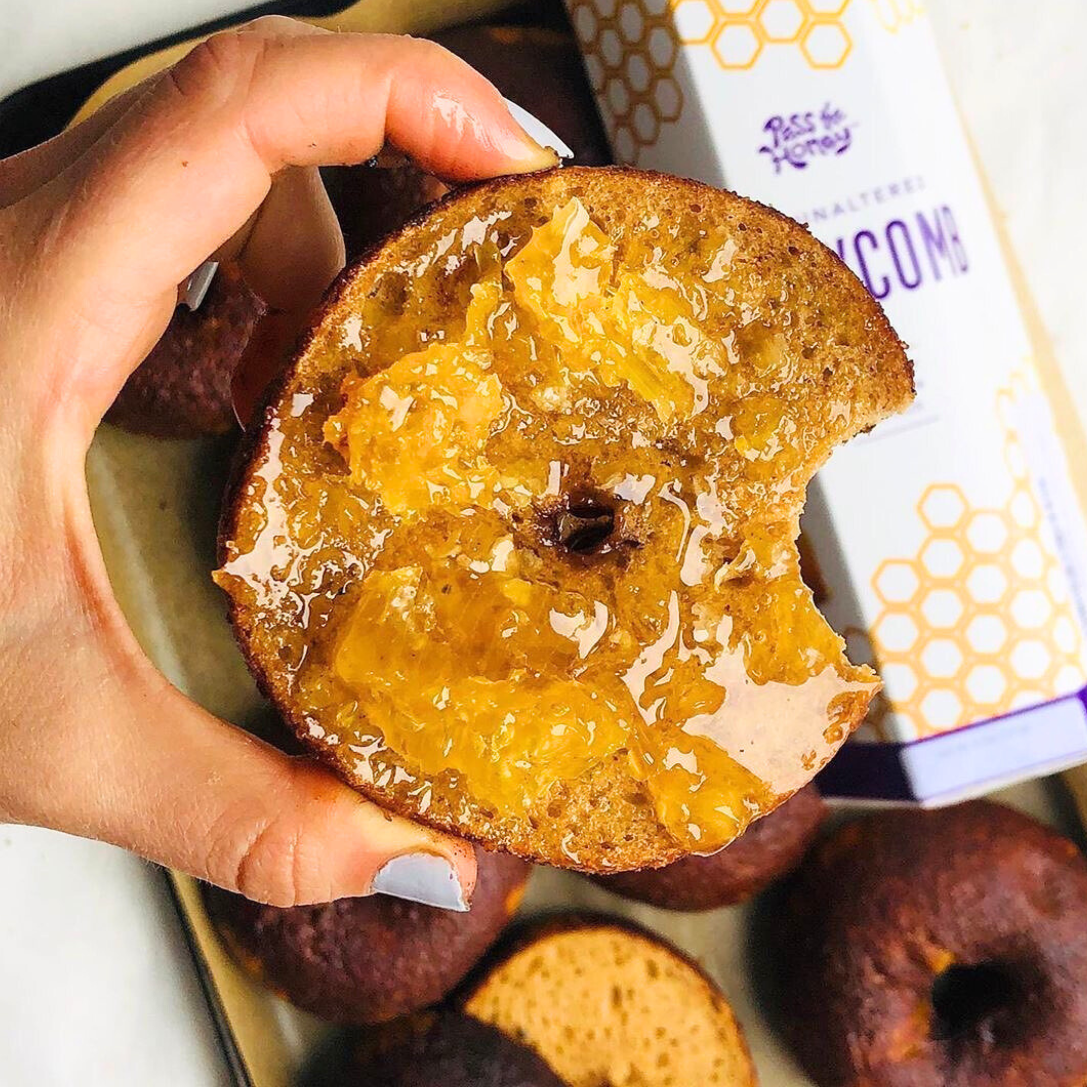 Pass the Honey - Wholesale Honey - 100% Pure Raw Snacking Honeycomb: 96ct in 4 Retail Caddies7