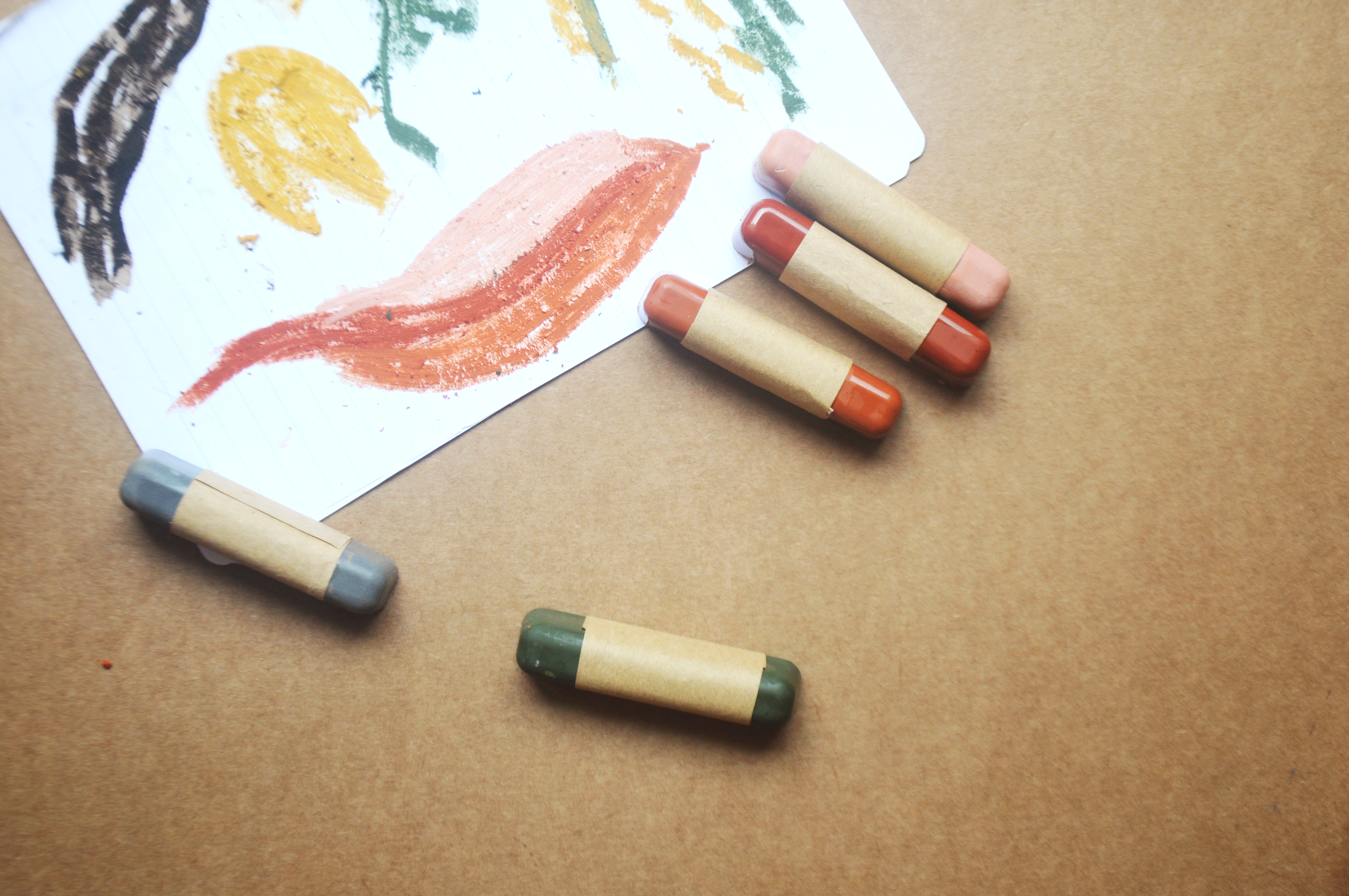 Smilogy Kids Ltd – wholesale Crayons – Child & baby – All Natural & Hand Poured Beeswax Paint Sticks2