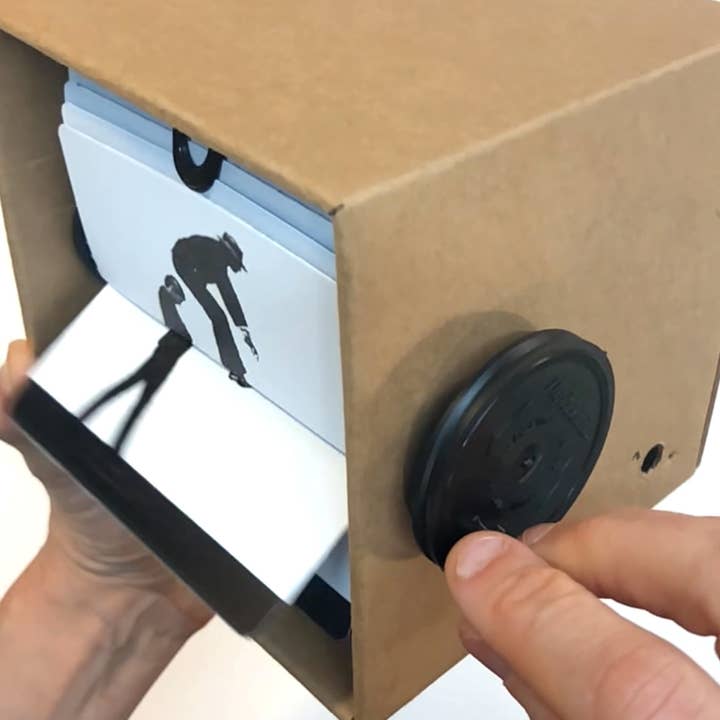 Fliposcope – wholesale DIY craft kit – Fliposcope - Leapfrog DIY FlipBook Machine Keepsake
