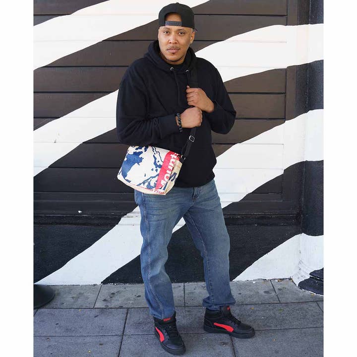 Malia Designs - Wholesale Messenger Bag - Women's - Mountain Small Messenger Bag4