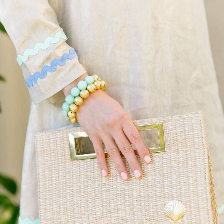 Chloe Clutch - Paglia - Ciondolo Oro - WS e ulteriori Risultati per vendita cellulari all'ingrosso. Resi gratuiti e termini di pagamento a 60 giorni su Faire in tendenza su Faire.