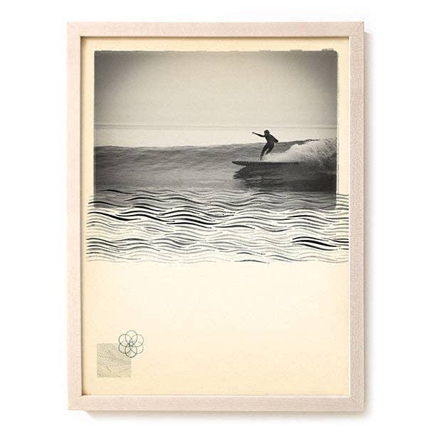 Impression d'art de surf "Liquid Pull" - Médias mixtes pour la vente par Matthew Allen Art