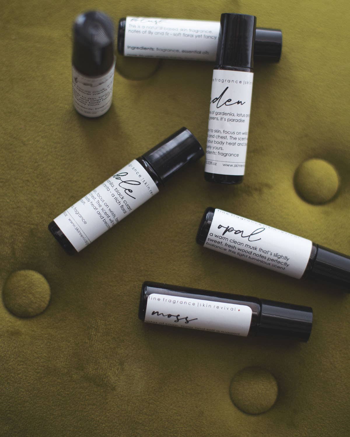 Skin Revival - Wholesale Roll-On Fragrance - Blush - FRAGRANCE - Concentrated Perfume Oil - Roll-on 1