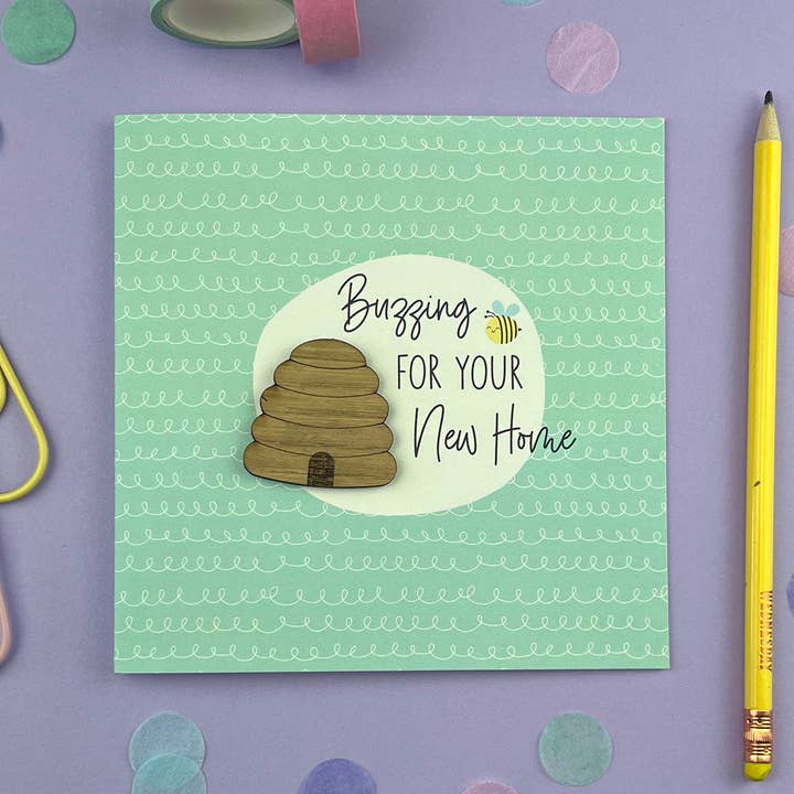 Bourdonnement, Ruche - Carte de Nouvelle Maison pour la vente par KDee Designs