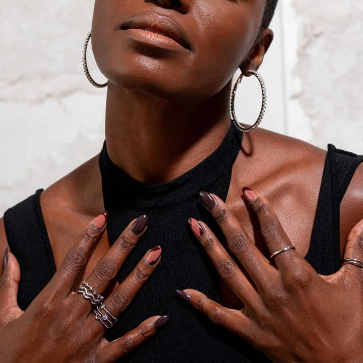 Ari Band Ring för wholesale av Taylor Adorn