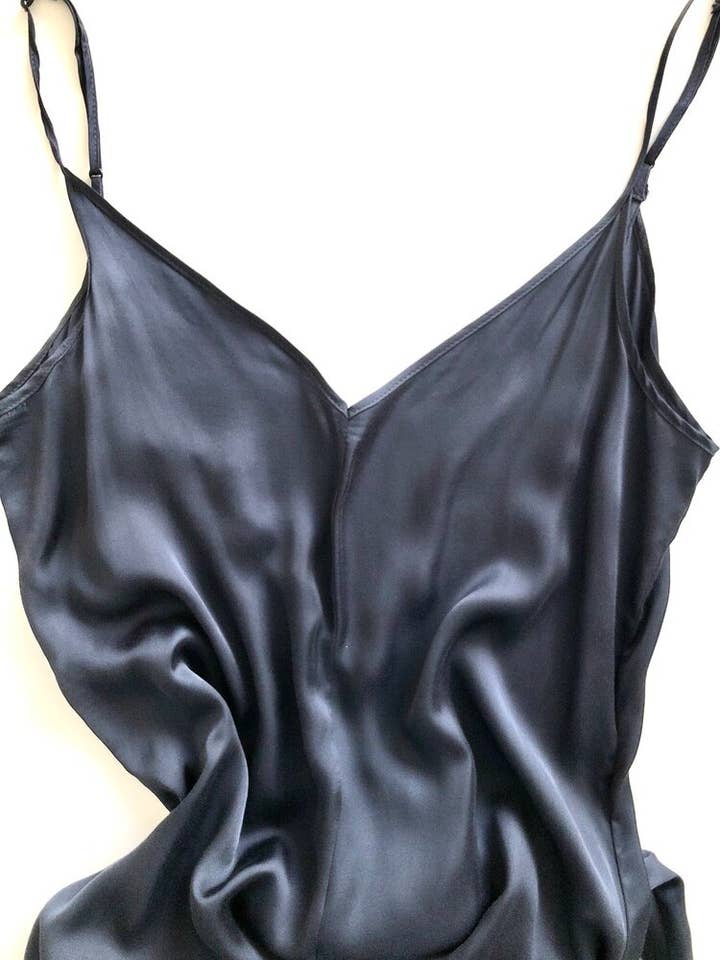 Mono de viscosa en azul marino para venta al por mayor de Flair Copenhagen