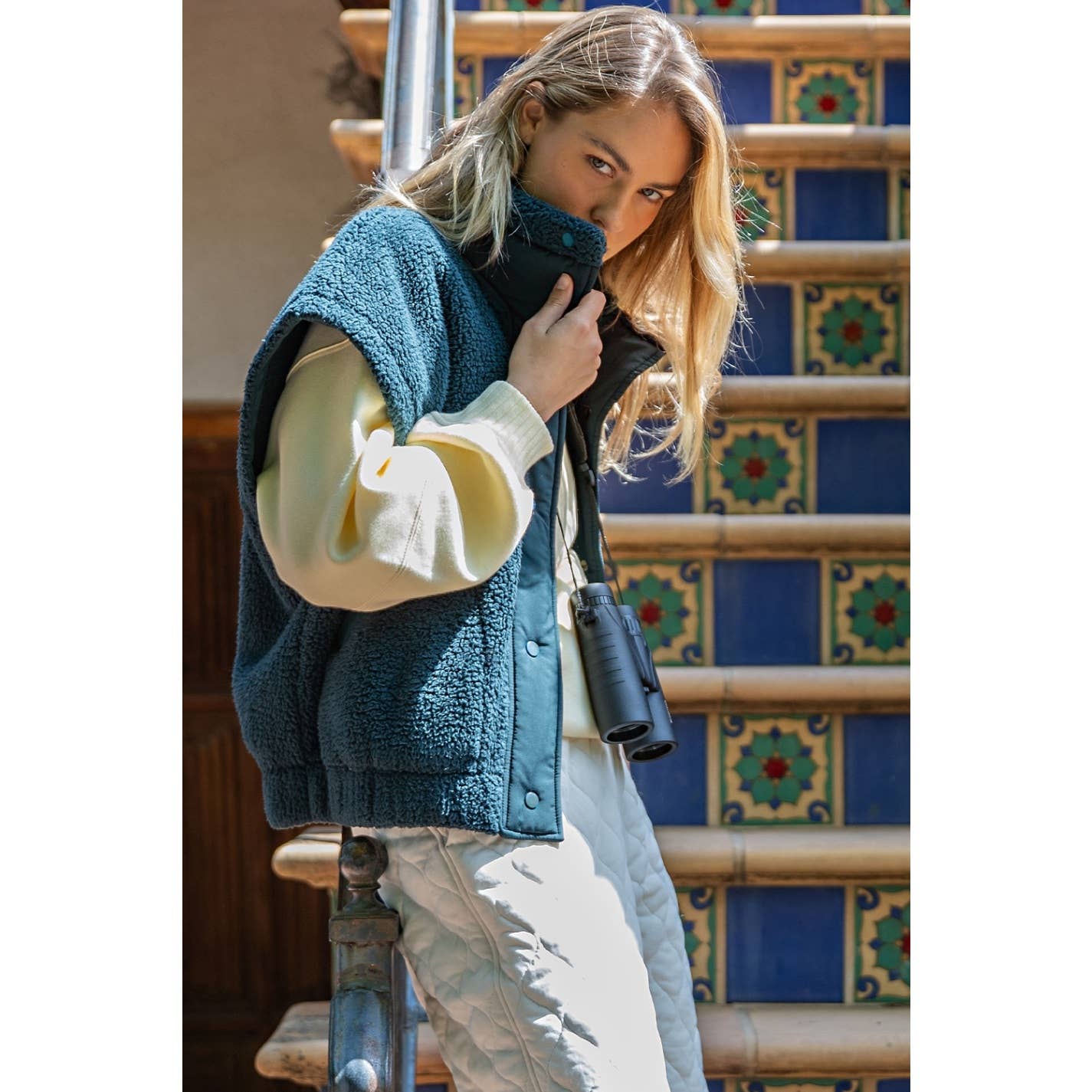 Rae Mode - Wholesale Athletic Jacket - Women's - OVERSIZED MICRO SHERPA VEST1