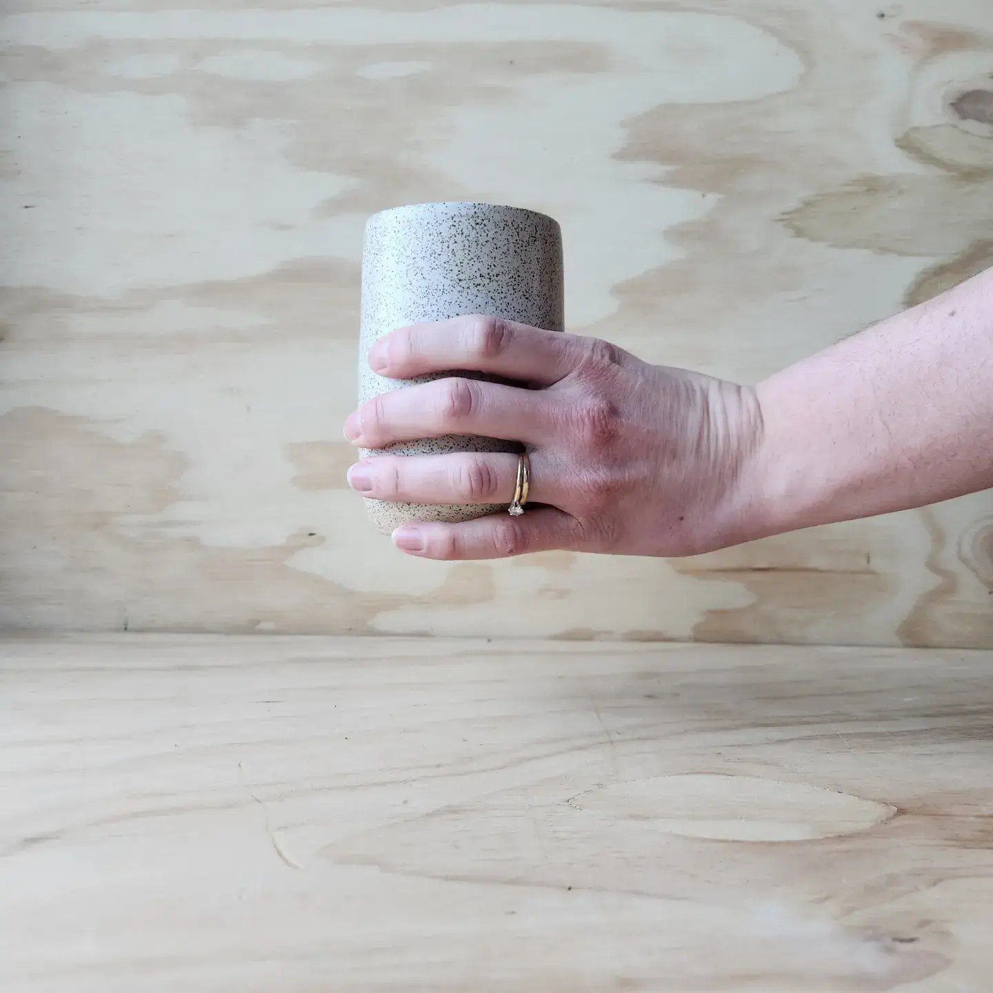 Tactile Earth - Wholesale Insulated Mug/Tumbler - Classic Ceramic Travel Tumbler: Specky White0