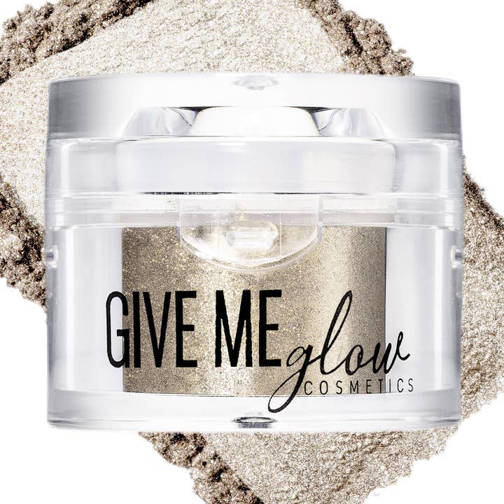 SPACE PRINCESS, LOSES PIGMENT für den Großhandel von Give Me Glow