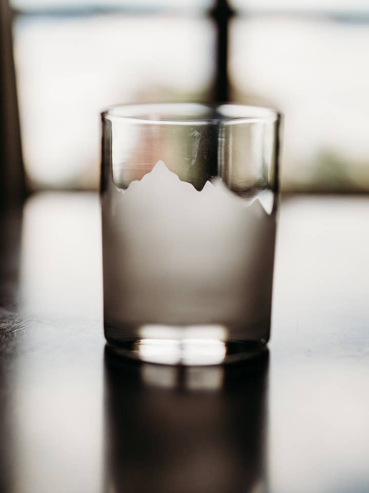 Etched Whiskey Glass, 14 oz Rocks Glass for wholesale by Lester Lou’s Designs