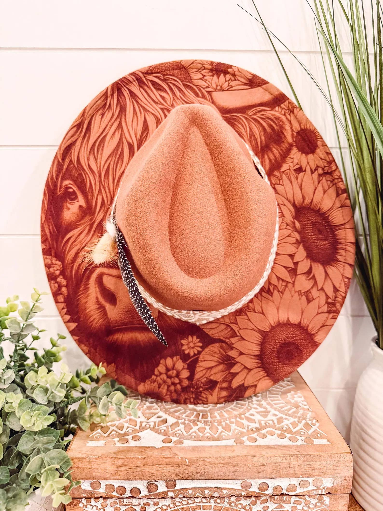 Willie & Dolly Designs - Wholesale Fedora - Women's - Engraved Highland Cow Hat