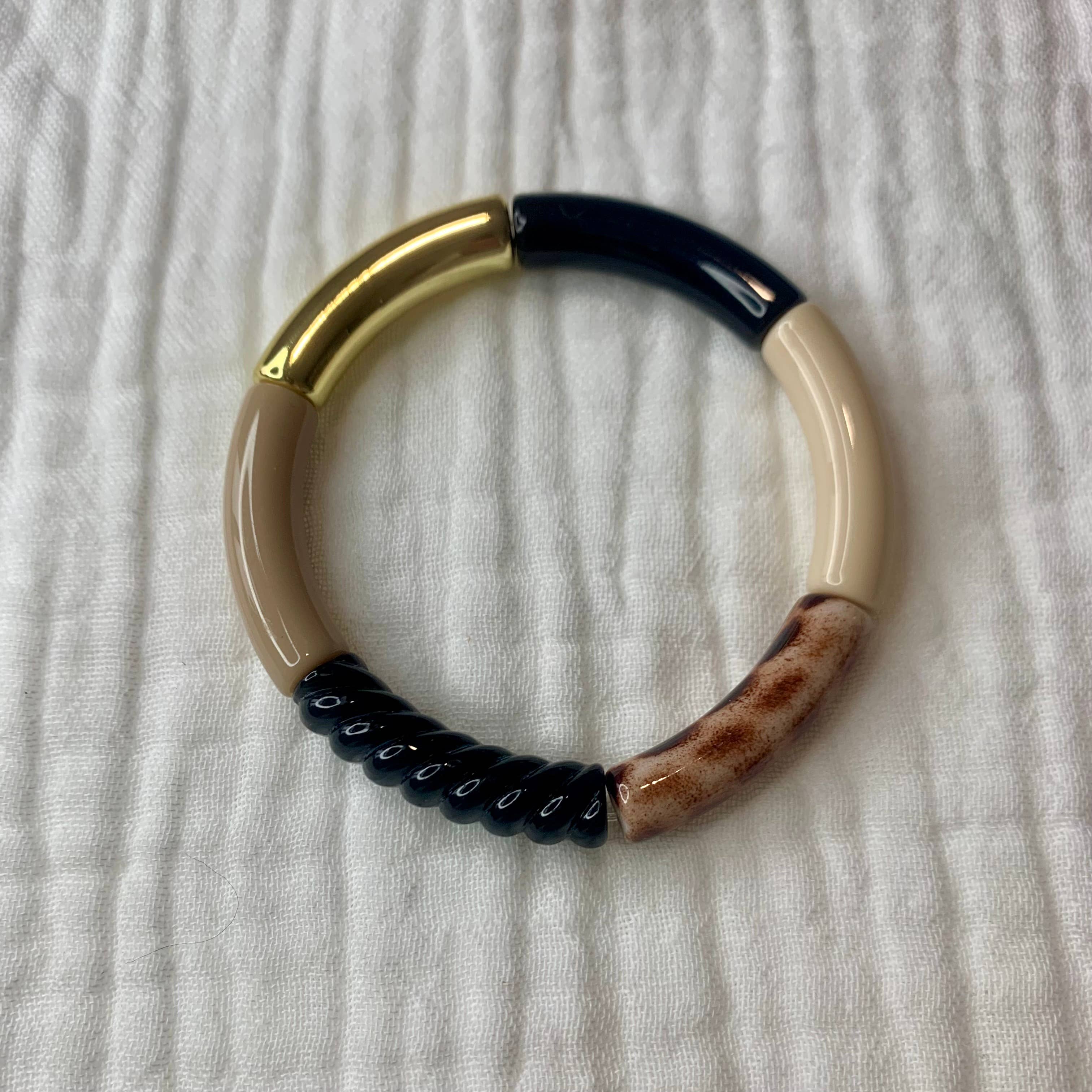 Manacreations - Wholesale Armband met kralen - Armbanden met zwarte en gouden accenten7