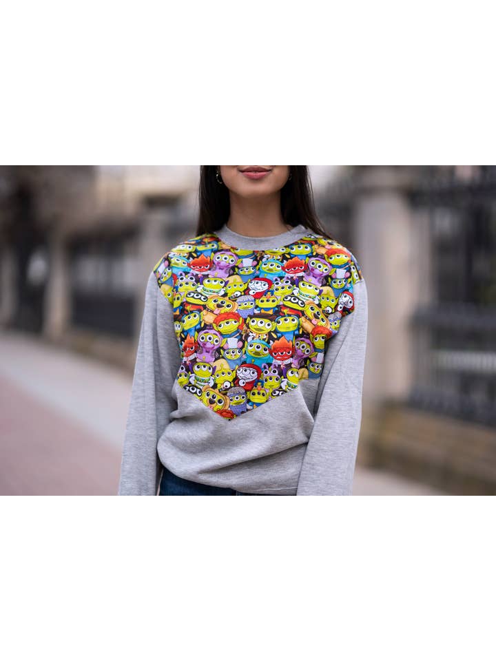 NONA PAPALLONA - Wholesale Graphic Sweatshirt - Women's - Carnaval Unisex1