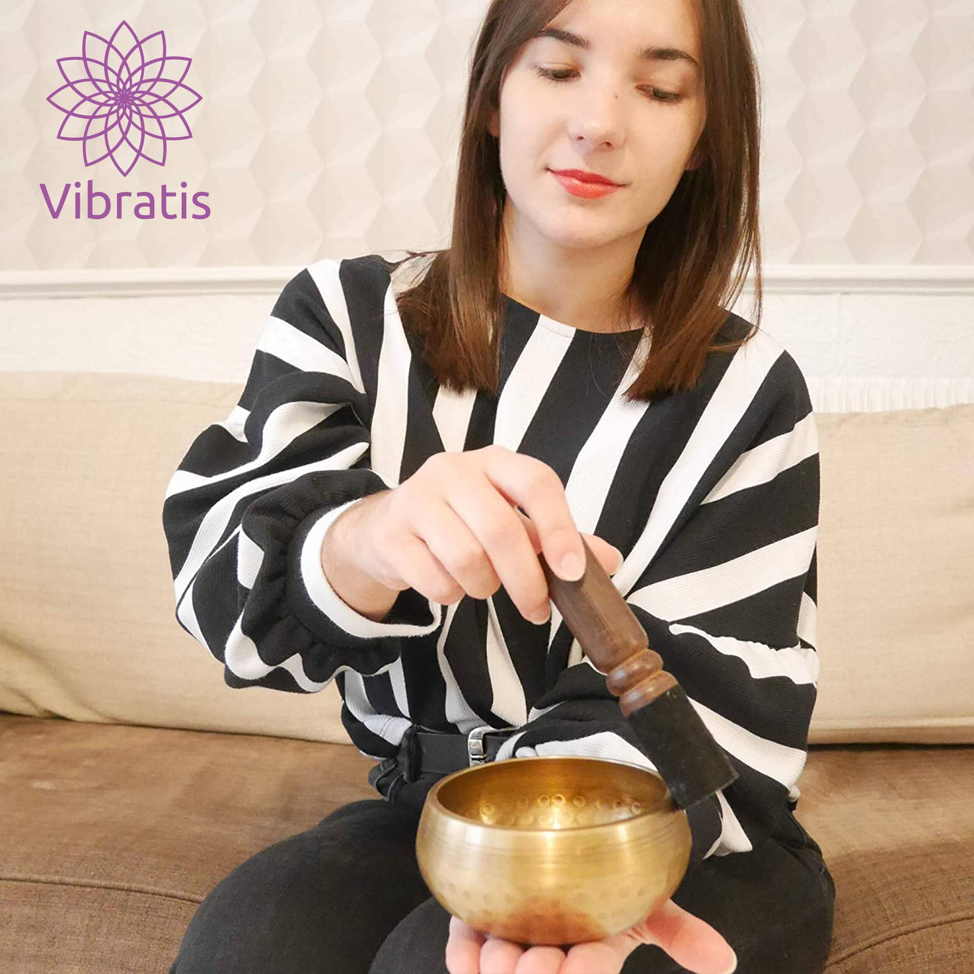 Vibratis - Wholesale Meditation Supplies - Handcrafted Tibetan hammered bowl - Made in Nepal4