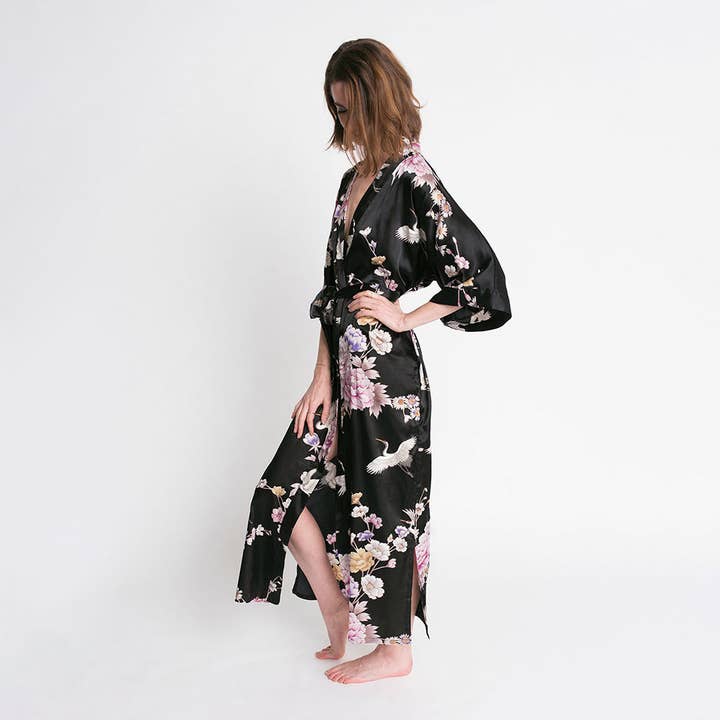 KIM+ONO - Wholesale Robe - Women's - Chrysanthemum & Crane Long Kimono Robe2