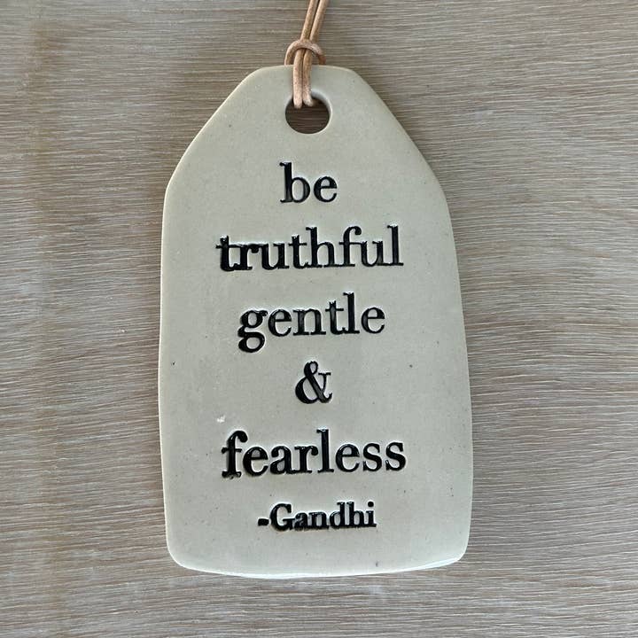 CSF Ceramics – Großhandel Verzierung – Anhängetikett aus Keramik: seien Sie ehrlich0