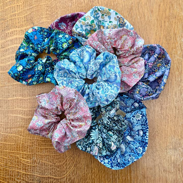 6 Assorted Scrunchies - Morris Collection for wholesale by Lime Tree Design - US