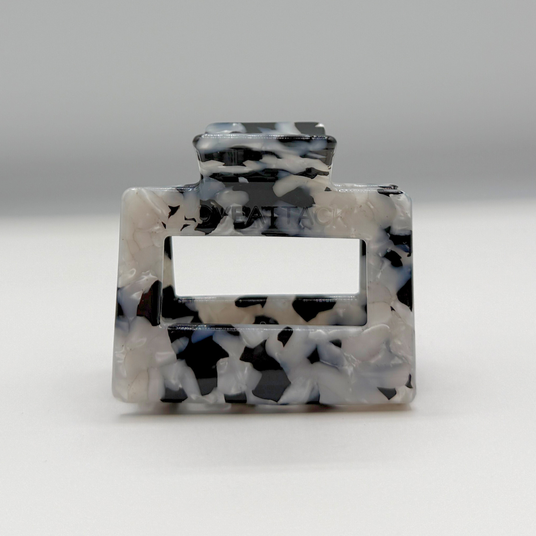 Love Attack - Wholesale Hair Clip - Women's - Raya Cellulose Acetate Hair Claw Clips25