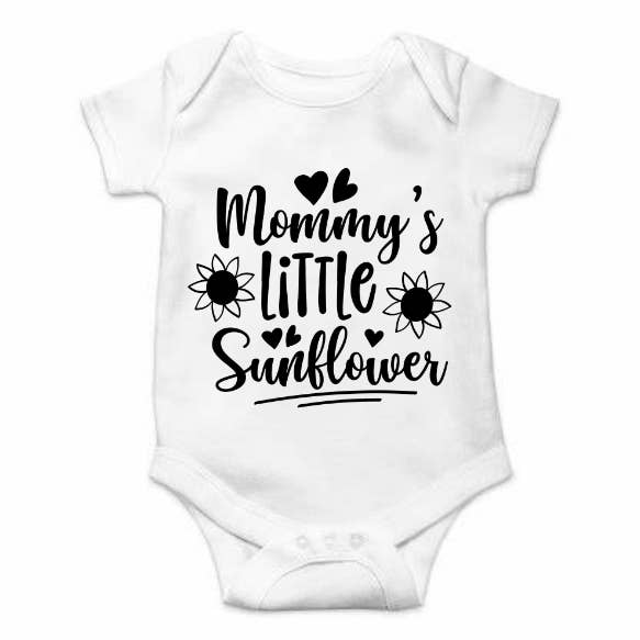 Grenouillère petit tournesol de maman pour la vente par lilly's love from above