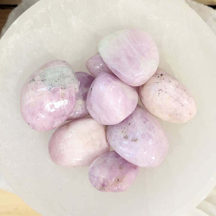 Natures Artifacts Inc - Wholesale Spirituele steen/kristal - 1/4 lb Kunziet Tumbled Stones0