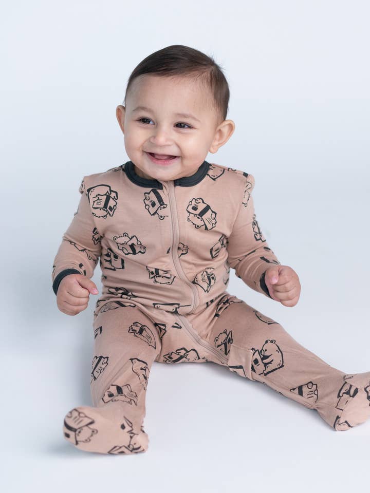 Silkberry Baby - Wholesale Sleepsuit - Baby - Bamboo Zip up Footed Sleeper (Print)4