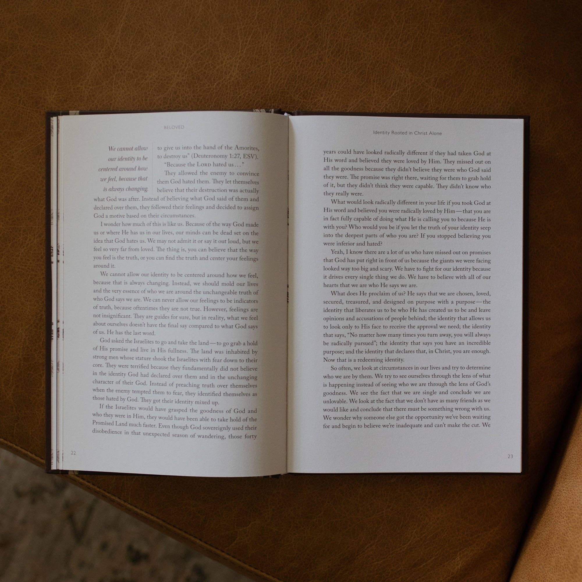 The Daily Grace Co - Vente Religion - Bien-aimé | Anthologie | Comment appartenir à Jésus sécurise votre identité6