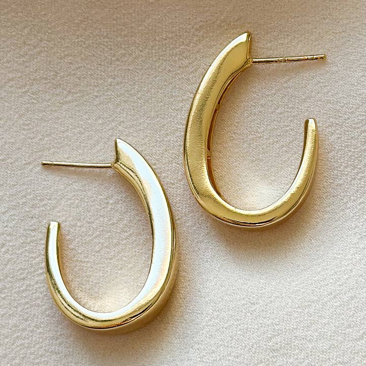 Ellis Grey Jewellery – wholesale Hoop earrings – Rosea - 18k Gold Scoop Stud Earrings0