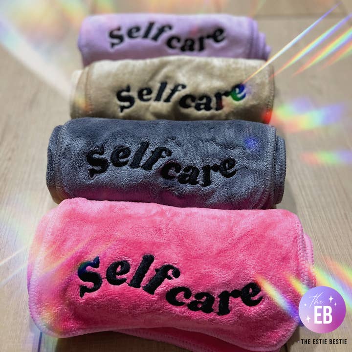 The Estie Bestie ® - Wholesale Spa/Therapy Pillow - Self Care Towels- Plush For Estheticians24