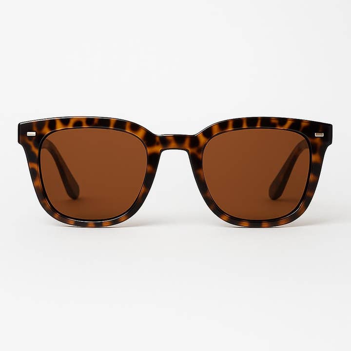 Lunettes de soleil wayfarer œil de chat marron « Distressed » 2208-06 pour la vente par NHP International