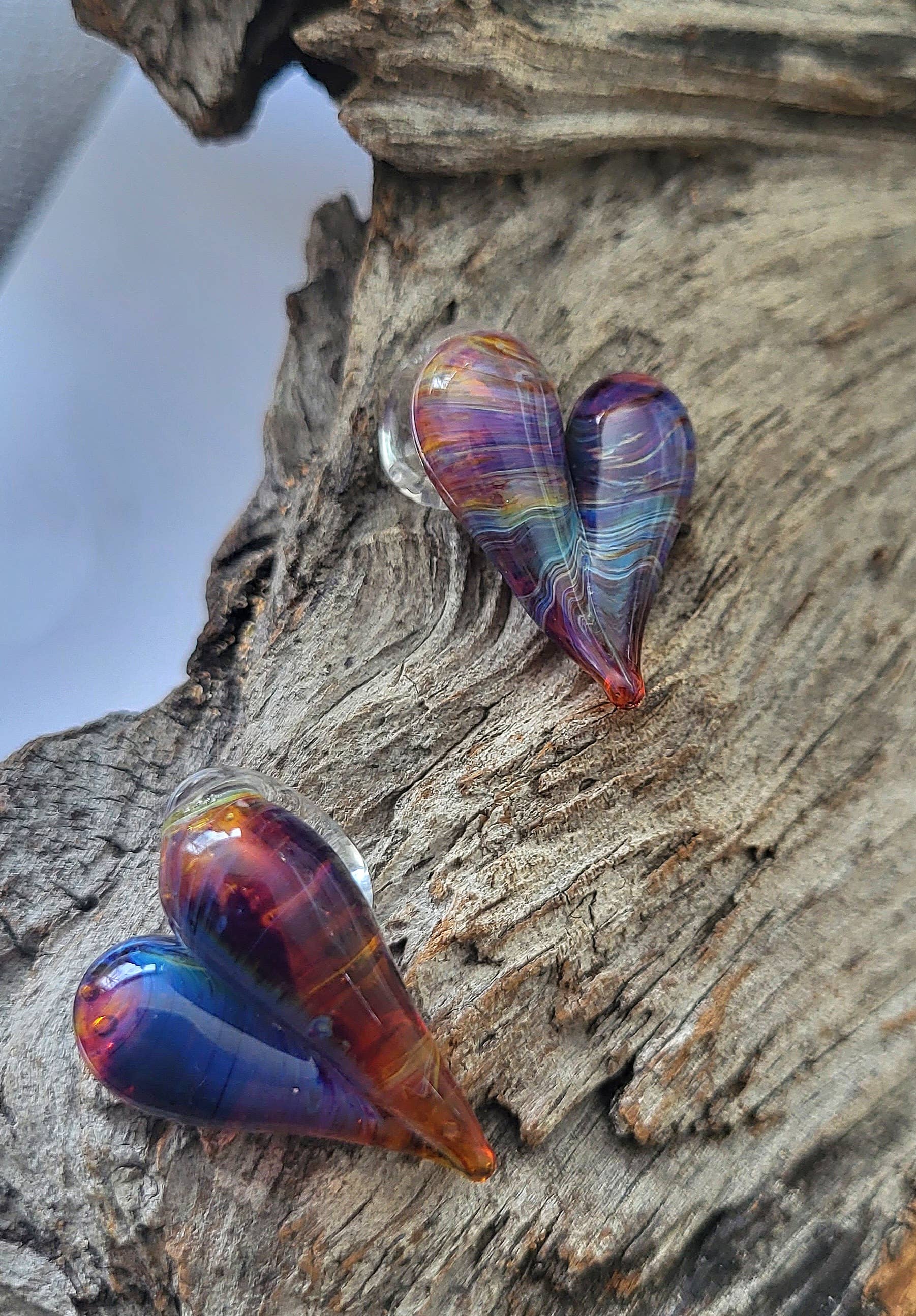 AB Glass Designs – wholesale Hänge-/berlockhalsband – Blåst glas hjärta halsband -olika färgalternativ10