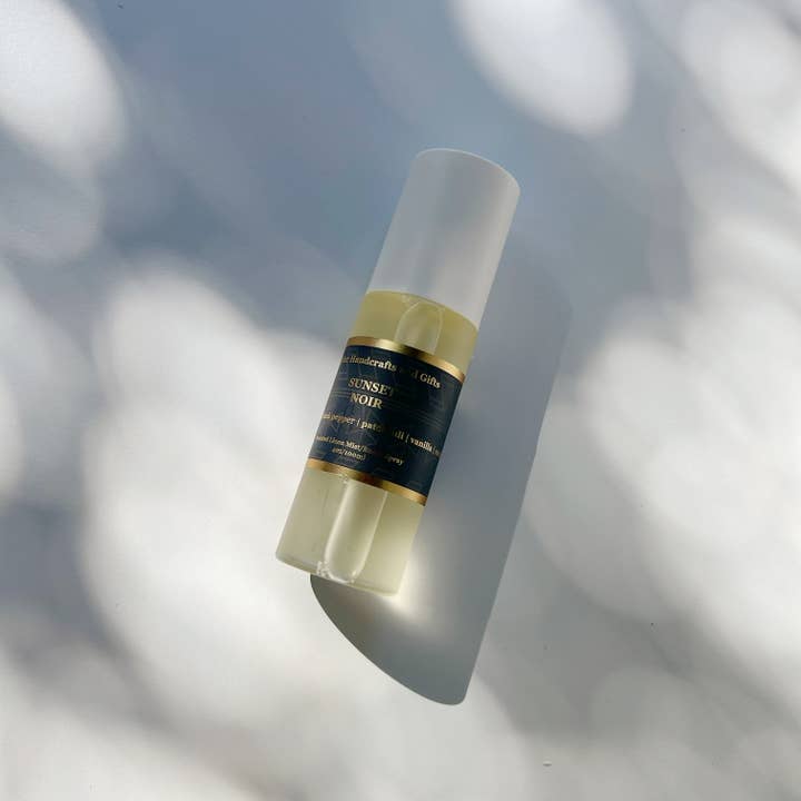 Solnedgang Noir - Rum- og Linned Spray for engroshandel hos Kyler Handcrafts and Gifts