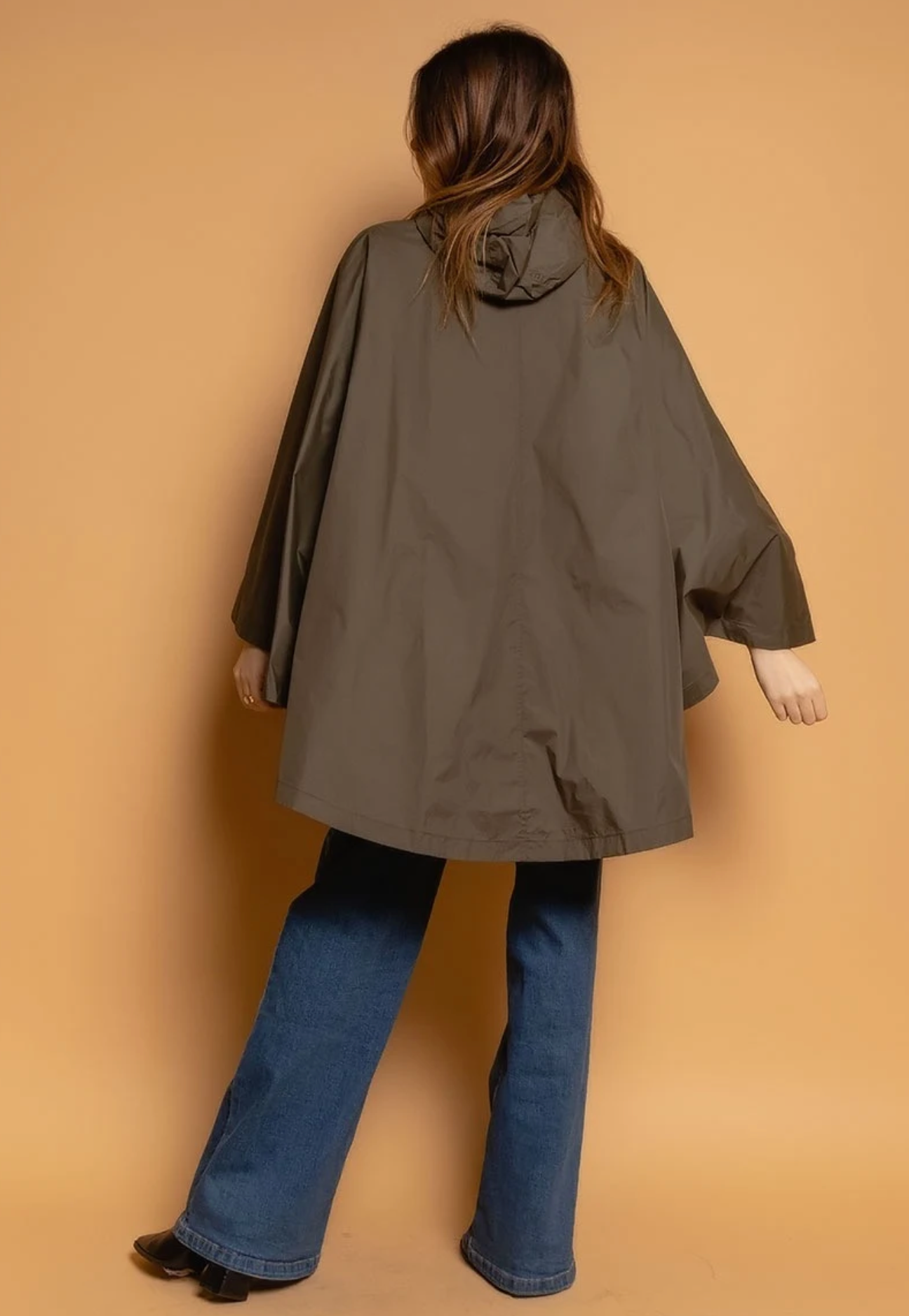 Escandelle Paris - Wholesale Capelet - Women's - Waterproof cape4