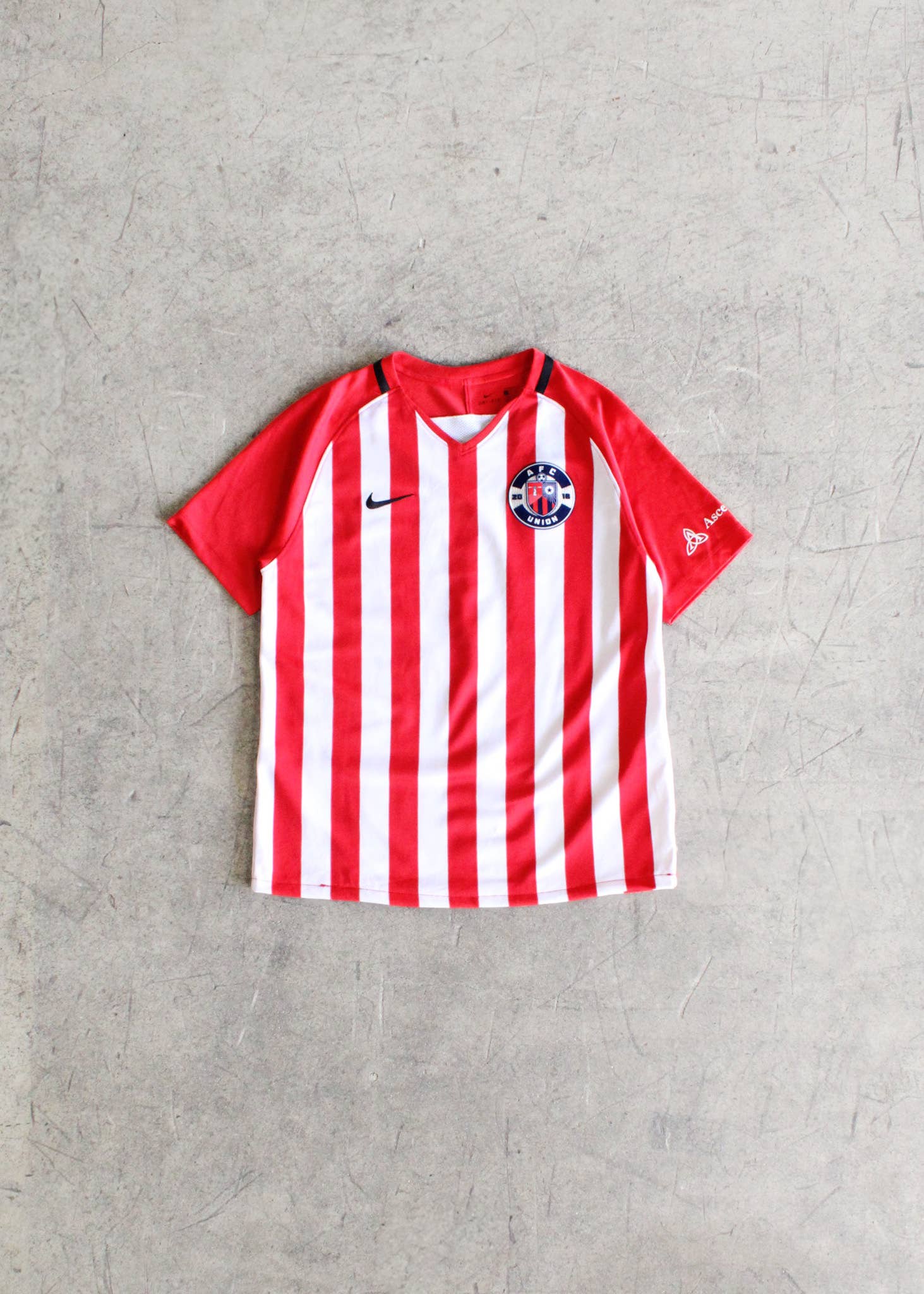 American Recycled Clothing - Wholesale T-Shirt - Unisex - Cropped Soccer Jersey Bundle7