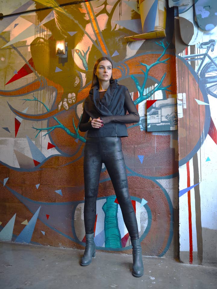 Juliet Väst för wholesale av Simply Mila