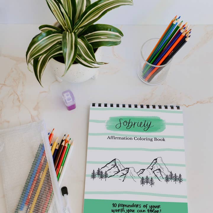 Libro da colorare Sobriety | Matite colorate e astuccio per la vendita all'ingrosso da parte di Rachel Tenny