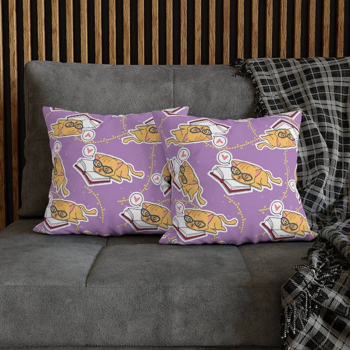 Love Reading Pillow Case - Throw Pillow Cover - Grandmillennial Style for wholesale by Peccole House