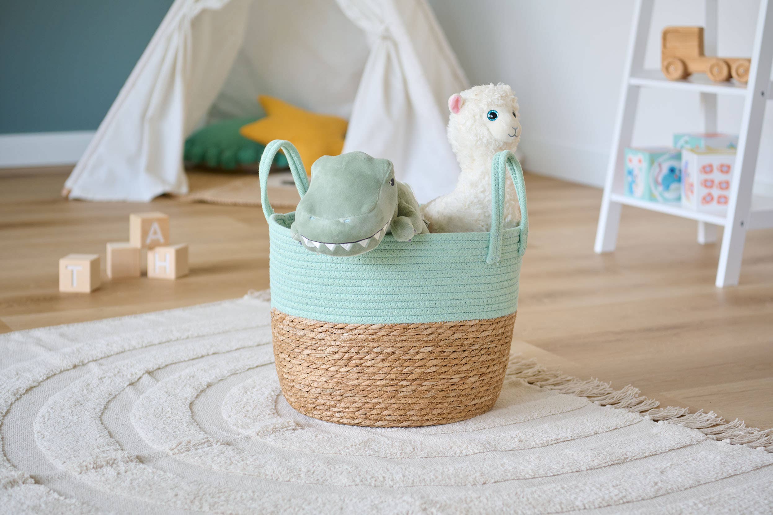 green natural Storage basket, cotton/water hyacinth, mint for wholesale on Faire1